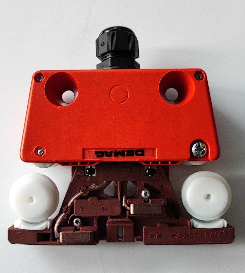 جاروبک ۴۰ آمپر DKK