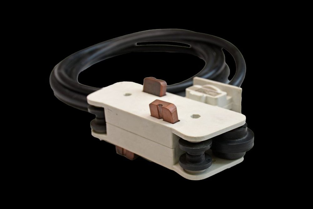 جاروبک ۴۰ آمپر مربوط به شین pvc